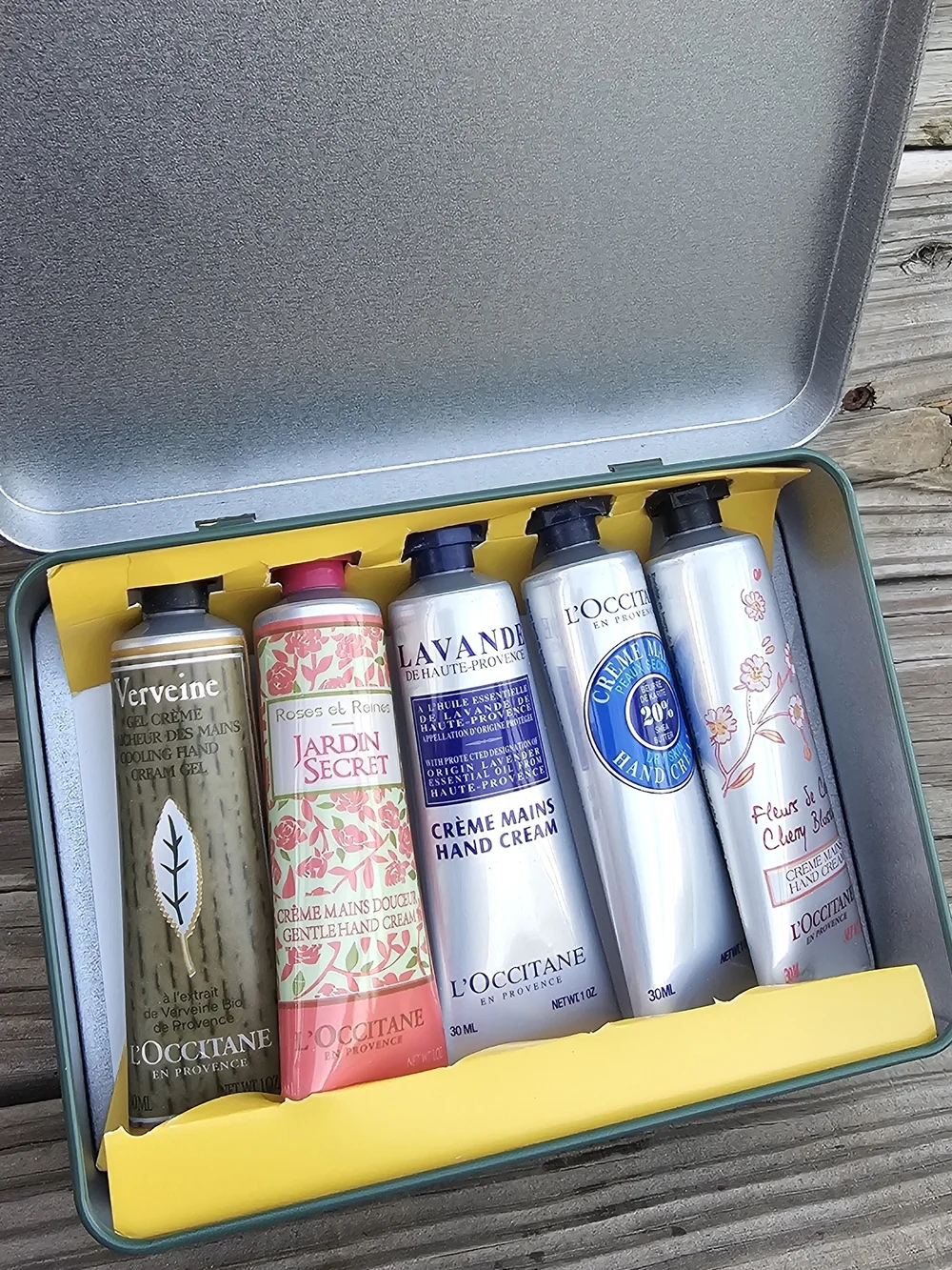 L'Occitane Hand Cream Kit - Assorted Floral Scents (Multicolor)